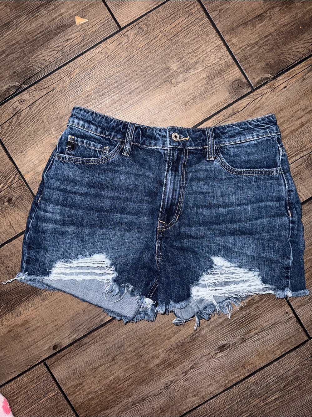 KanCan Distressed Raw Hem Denim Shorts Medium Wash Size 9 / 28